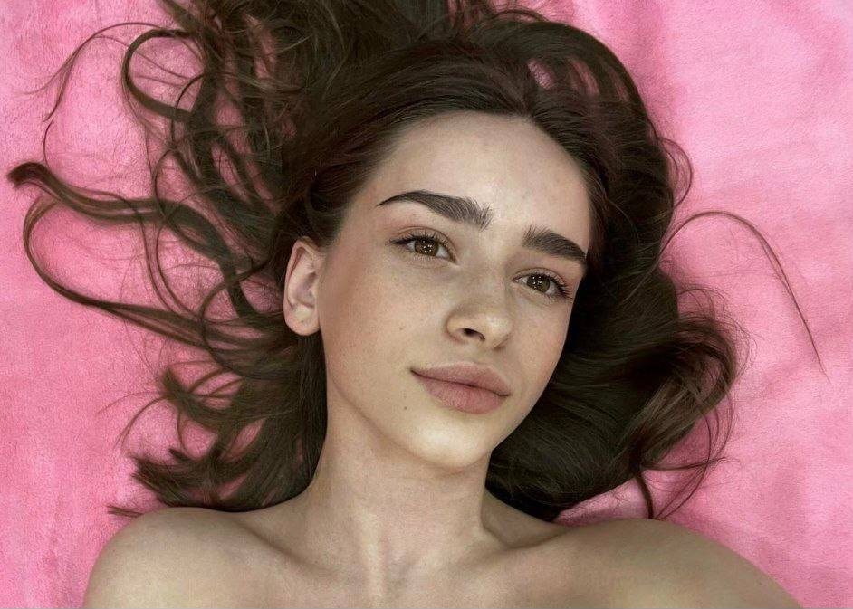 Vanessa Sweet